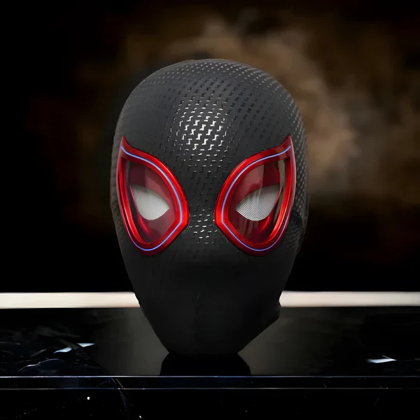 imagen_2024-12-03_105136169 máscara de miles morales
