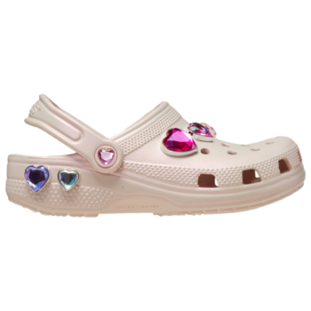 crocs gemas de corazones