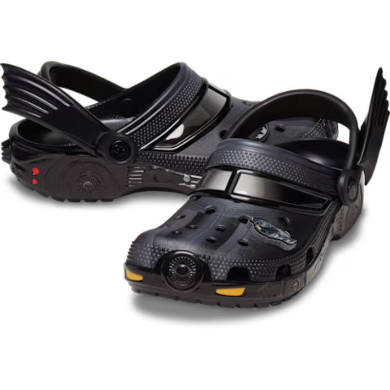Crocs Batman Peru 3