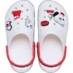 crocs snoopy