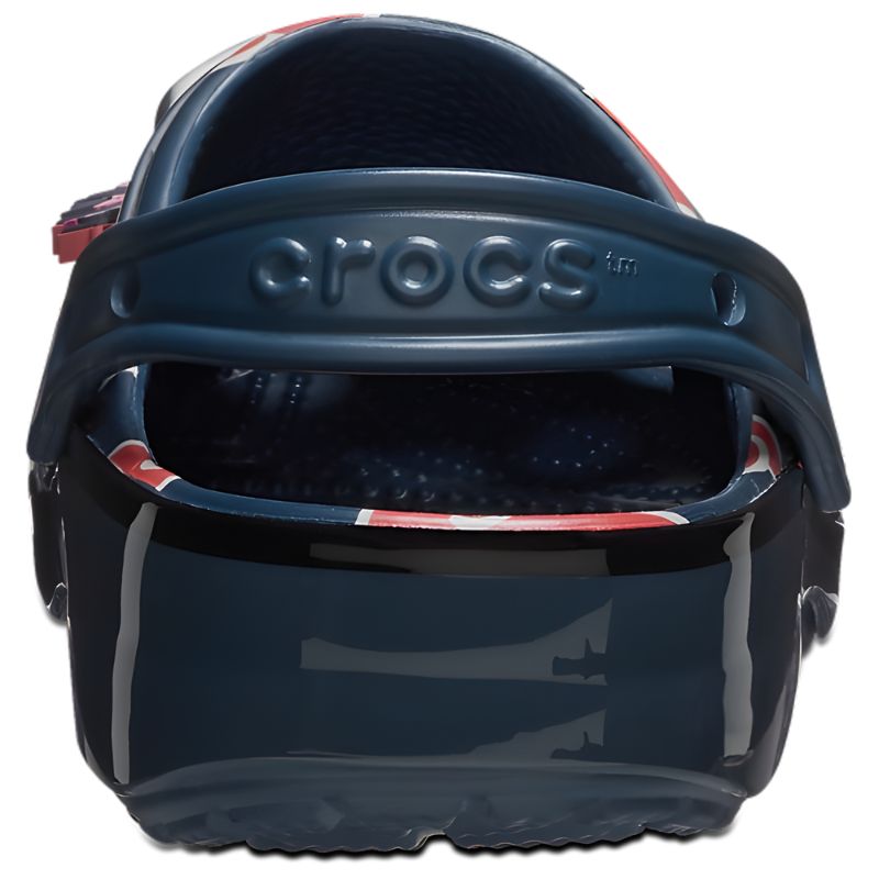 Crocs Itachi PERU 3